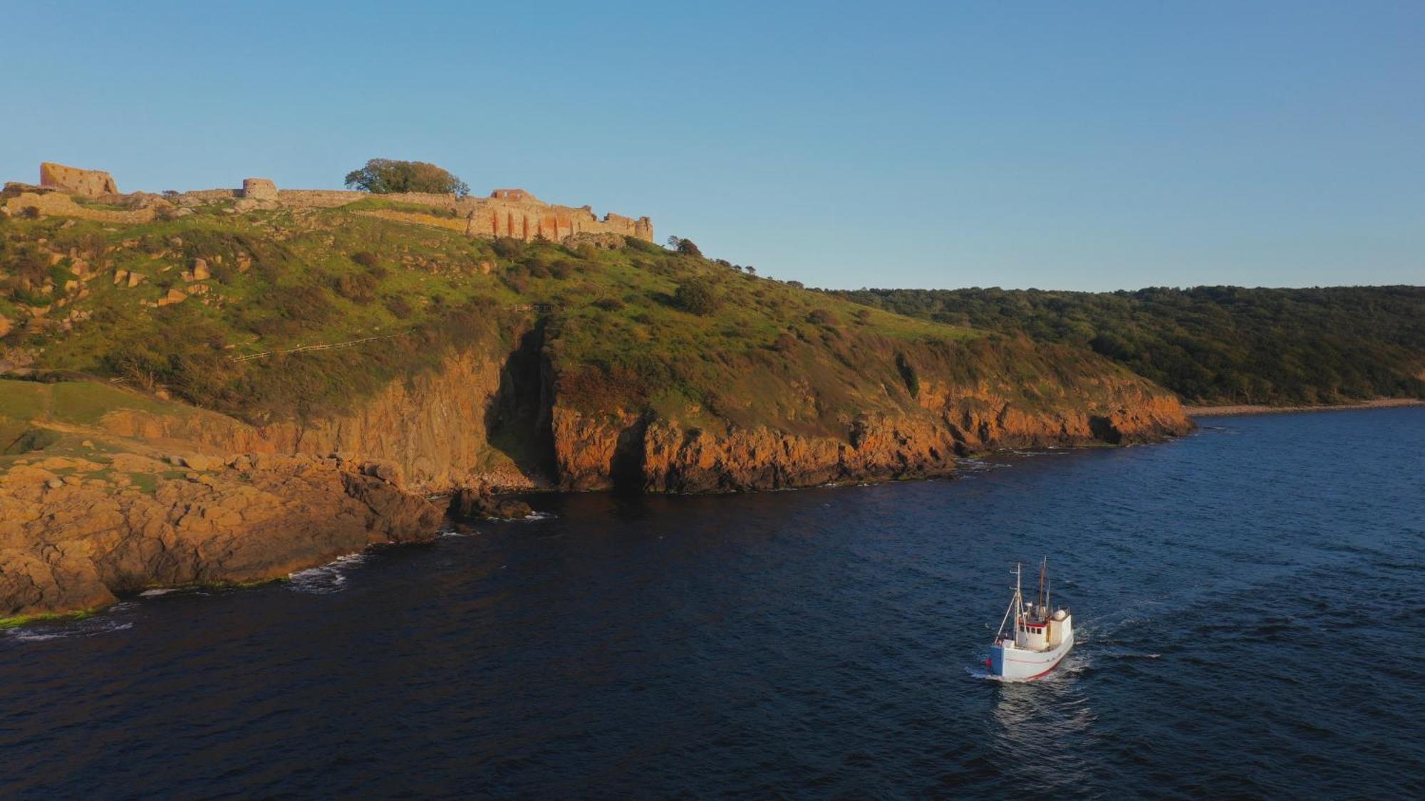 Varra Water - Unique Boat Accomodation - Bornholm - Fjaelstavn Neksø Dış mekan fotoğraf